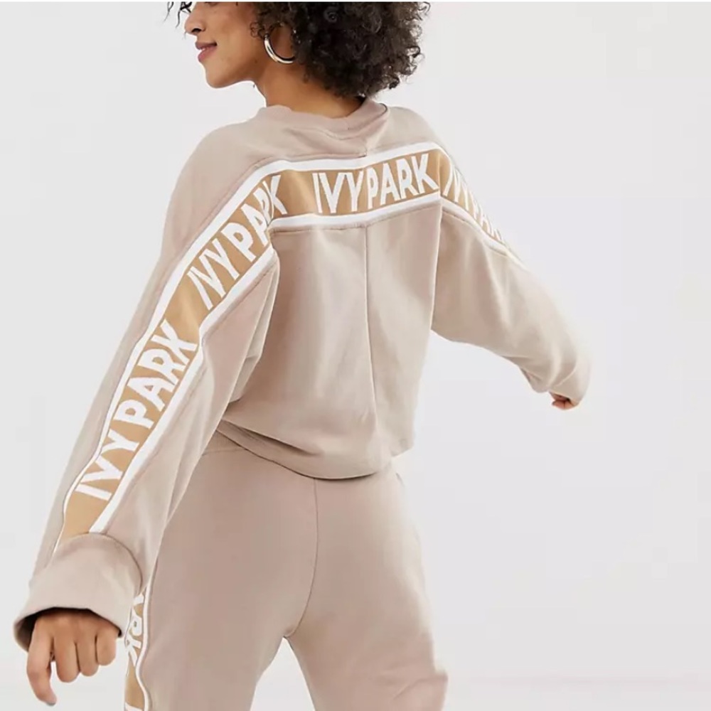 Ivy Park Cropped Logo Sweatshirt
